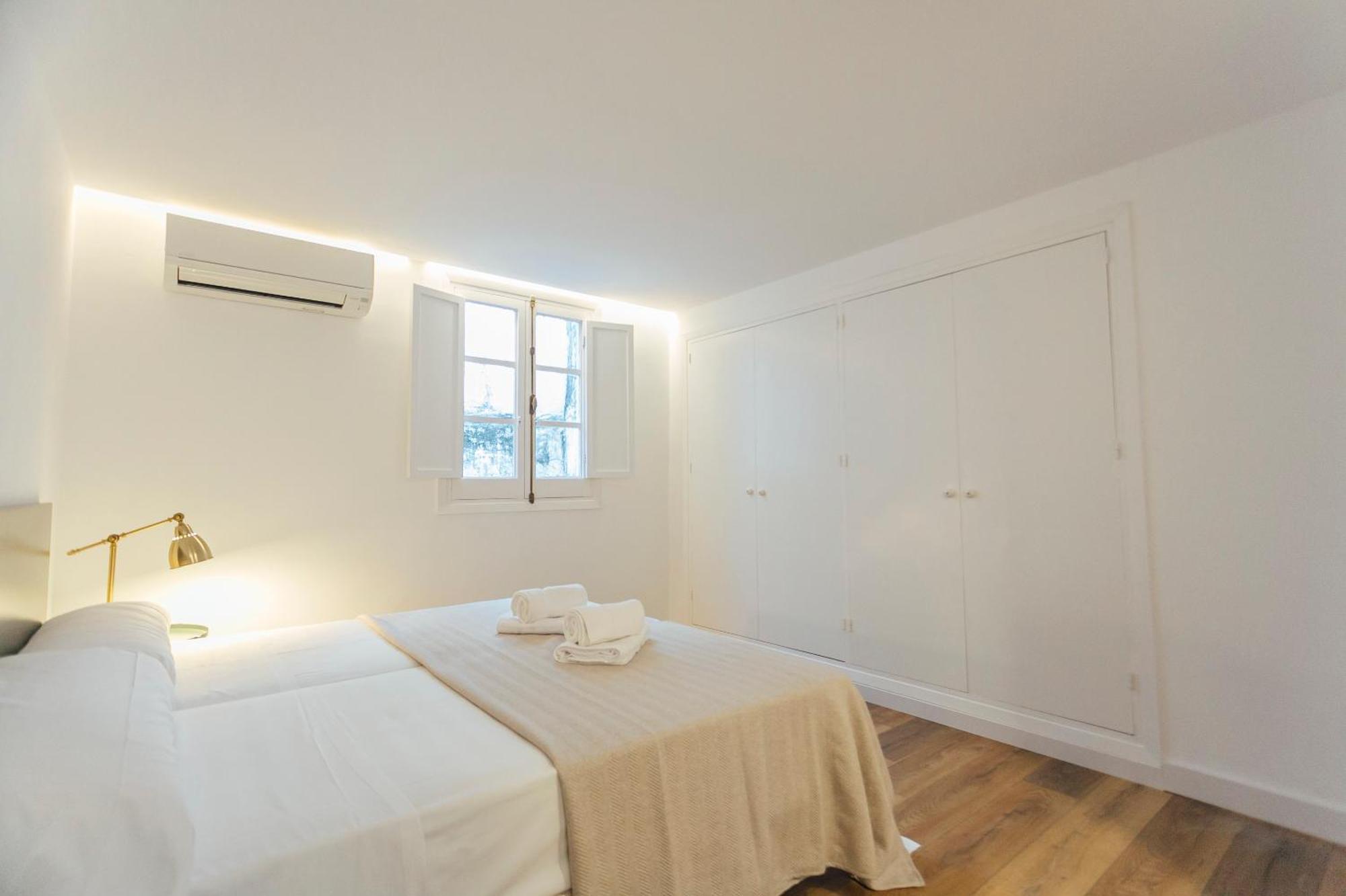 セビリアDecorated And Renovated- 2Bd 2Bth- Centerアパートメント エクステリア 写真